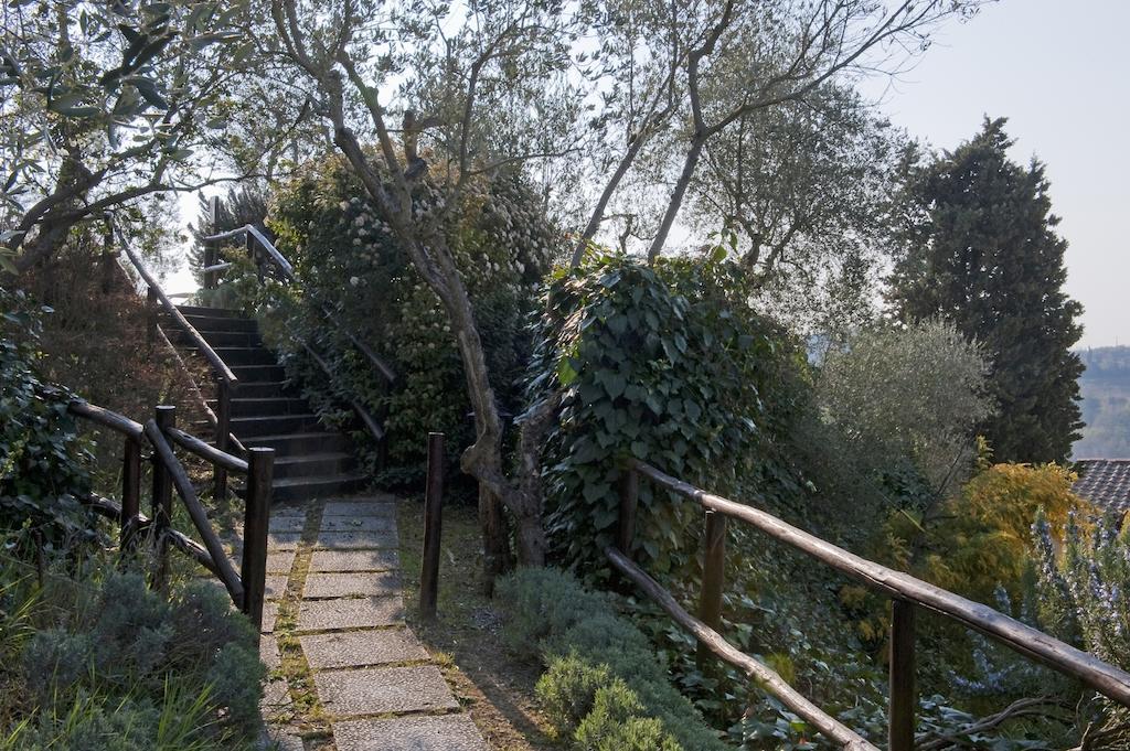 Podere Oliveta Поджибонси Екстериор снимка