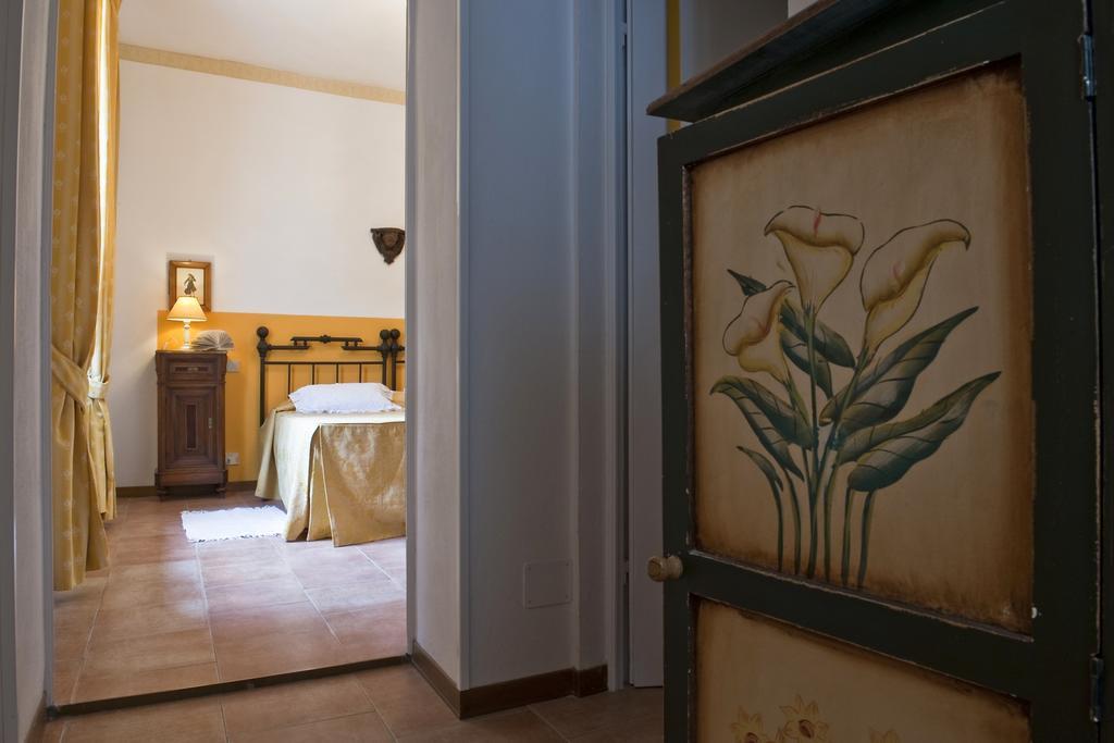 Podere Oliveta Поджибонси Екстериор снимка