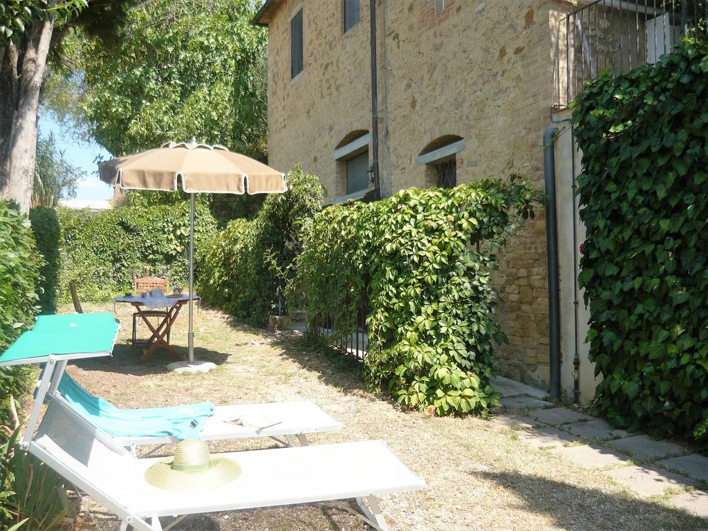 Podere Oliveta Поджибонси Екстериор снимка