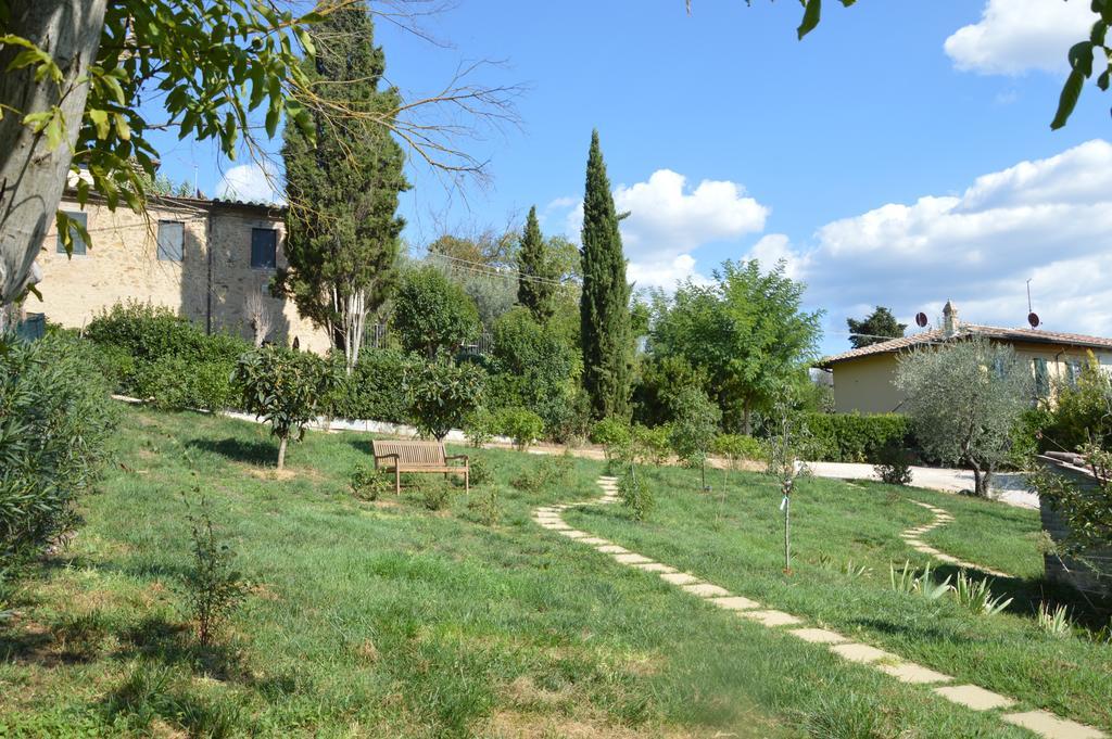 Podere Oliveta Поджибонси Екстериор снимка